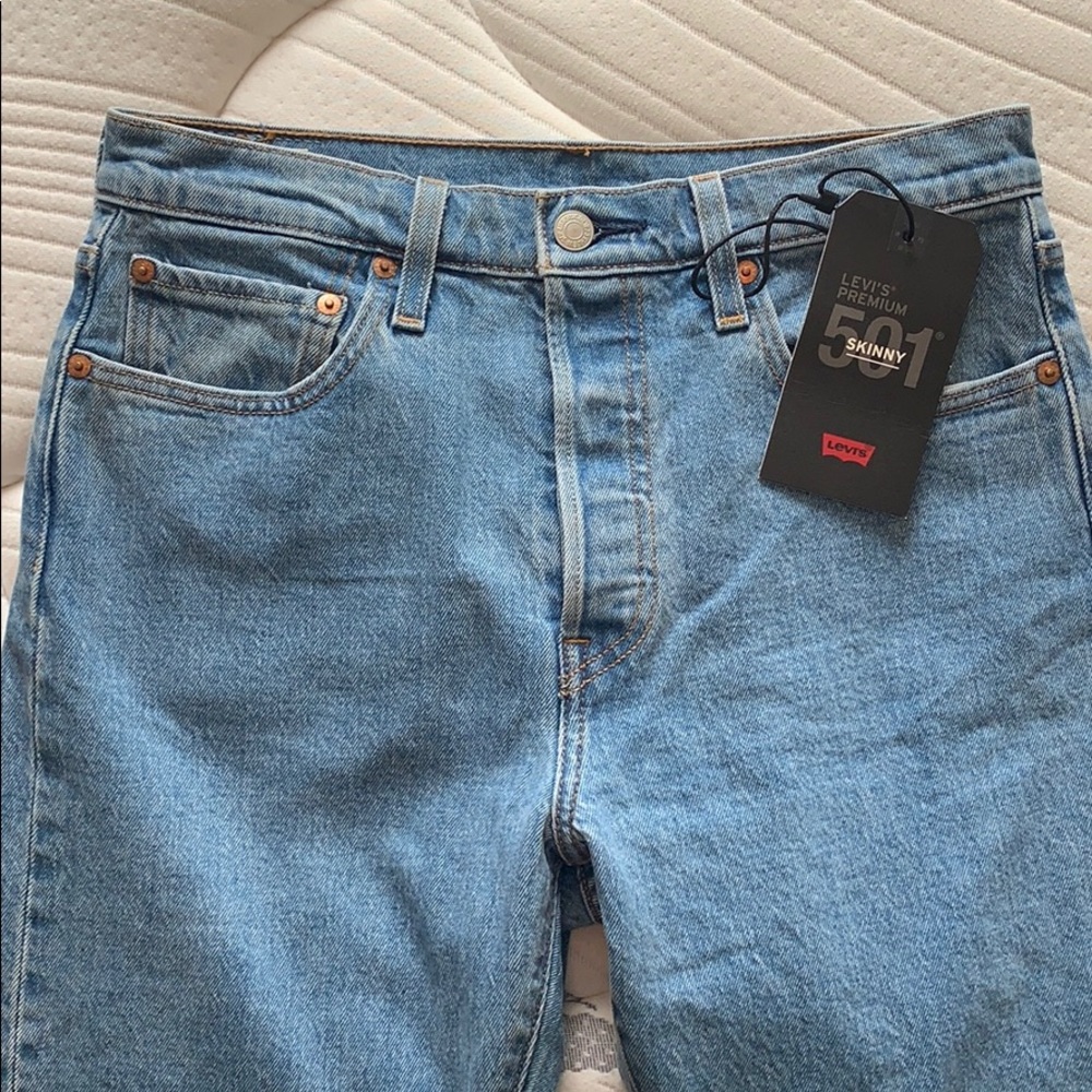 LEVI’S women’s skinny 501